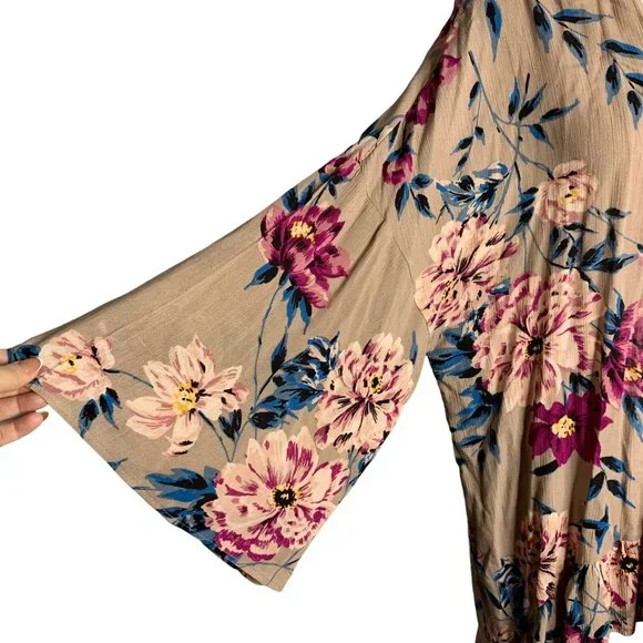 Charlotte Russe Open Front Kimono Top L Taupe Floral Ruffle Long Sleeves Rayon - Picture 3 of 7